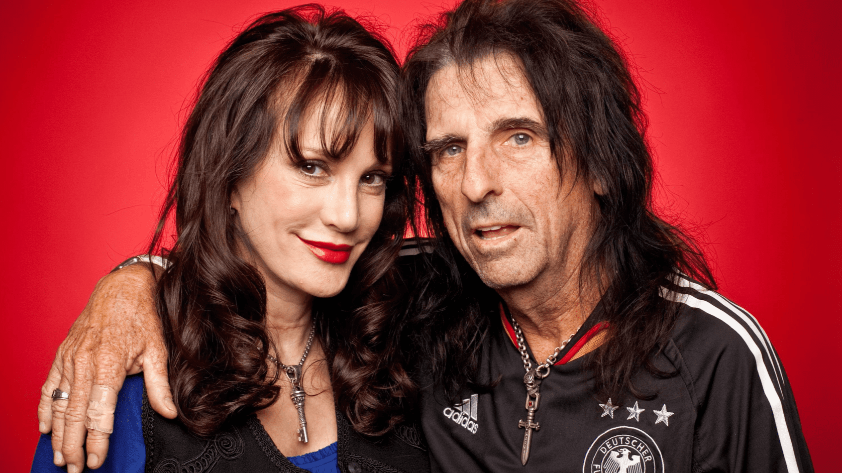 Spotlight: Alice Cooper Unmasked!